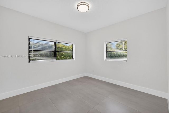 17150 NE 18th Ave 17150, North Miami Beach, FL 33162