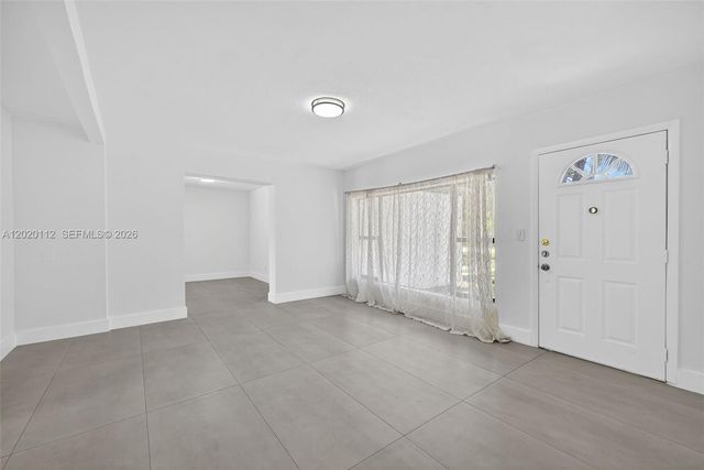 17150 NE 18th Ave 17150, North Miami Beach, FL 33162