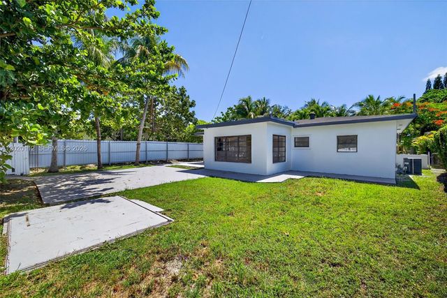 17150 NE 18th Ave 17150, North Miami Beach, FL 33162