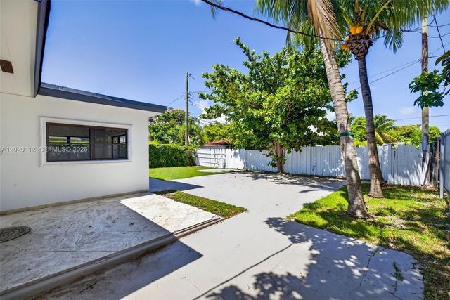 17150 NE 18th Ave 17150, North Miami Beach, FL 33162