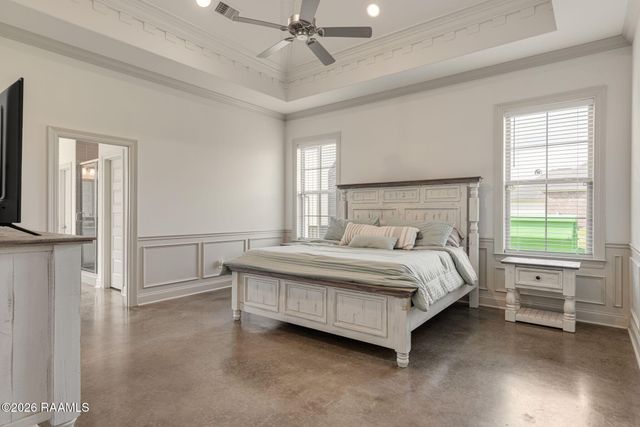 1013 Gloria Kern Drive, Breaux Bridge, LA 70517