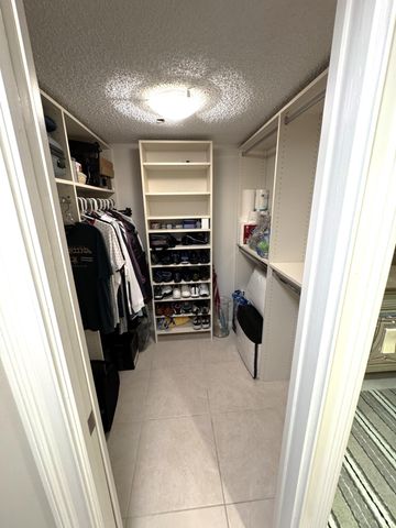 625 Oaks Drive 106, Pompano Beach, FL 33069