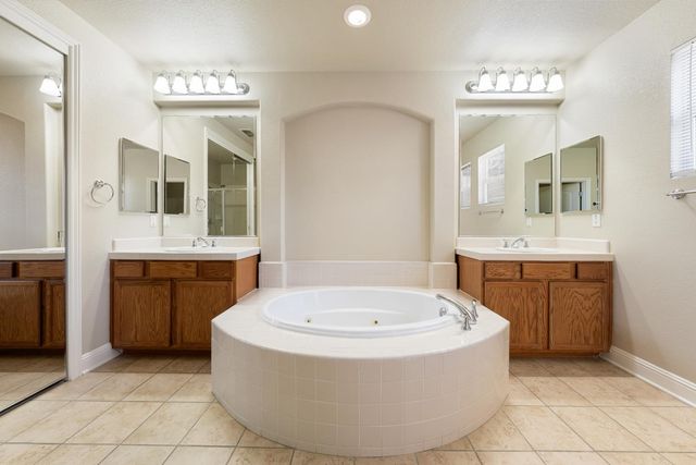 3845 Tahoe St, West Sacramento, CA 95691