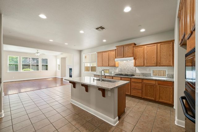 3845 Tahoe St, West Sacramento, CA 95691