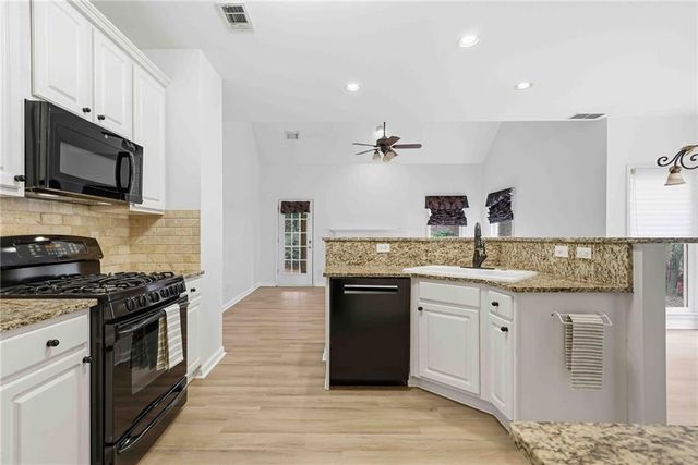 5425 Brooke Ridge Circle, Dunwoody, GA 30338