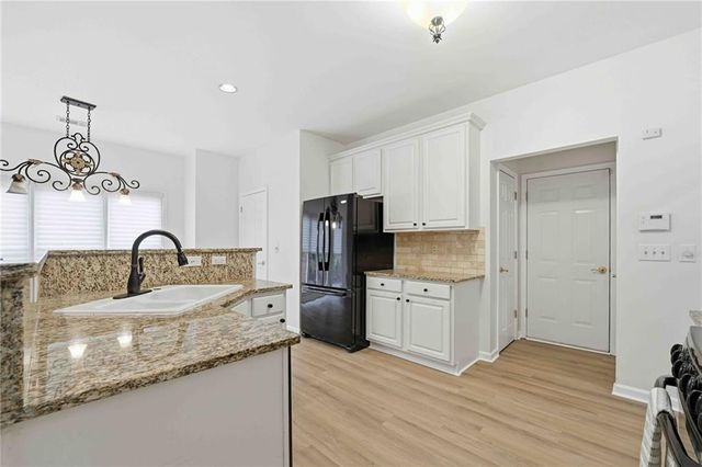 5425 Brooke Ridge Circle, Dunwoody, GA 30338