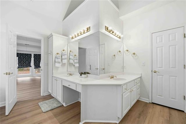 5425 Brooke Ridge Circle, Dunwoody, GA 30338