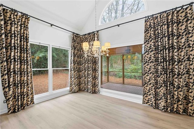 5425 Brooke Ridge Circle, Dunwoody, GA 30338