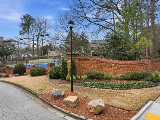 5425 Brooke Ridge Circle, Dunwoody, GA 30338