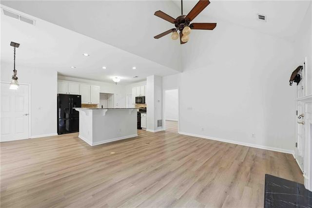 5425 Brooke Ridge Circle, Dunwoody, GA 30338