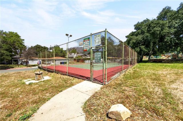 7552 Thousand Oaks Drive, Tujunga, CA 91042