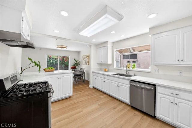 7552 Thousand Oaks Drive, Tujunga, CA 91042