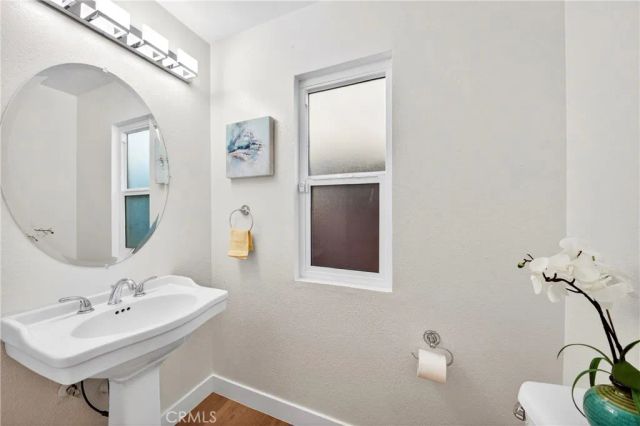 7552 Thousand Oaks Drive, Tujunga, CA 91042