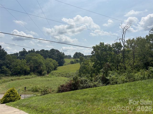 9999 Wescott Way, Alexander, NC 28701