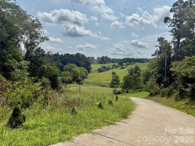 9999 Wescott Way, Alexander, NC 28701