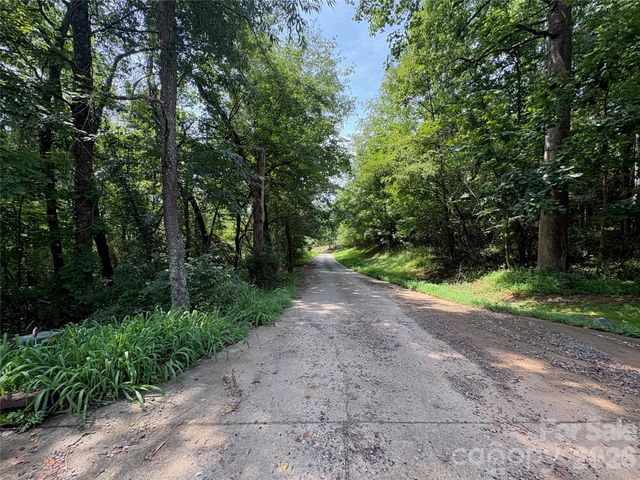 9999 Wescott Way, Alexander, NC 28701