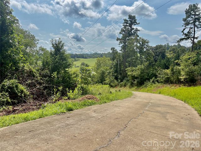 9999 Wescott Way, Alexander, NC 28701