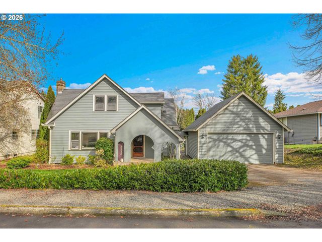 10630 Sw GARDEN PARK Pl, Portland, OR 97223