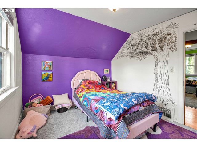 10630 Sw GARDEN PARK Pl, Portland, OR 97223