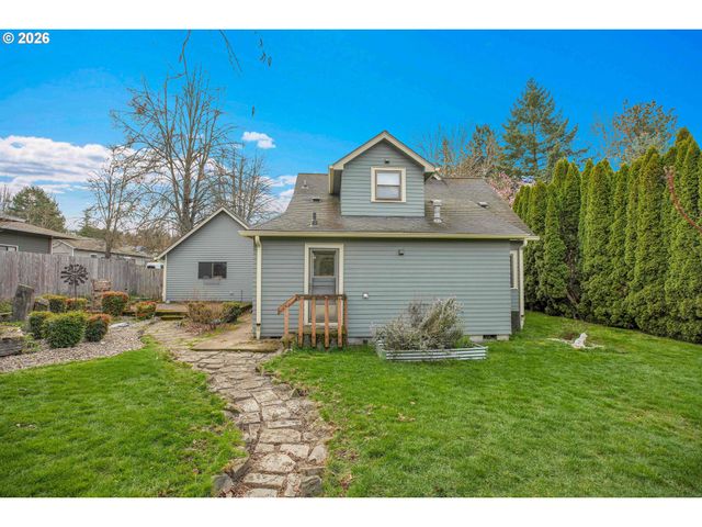 10630 Sw GARDEN PARK Pl, Portland, OR 97223