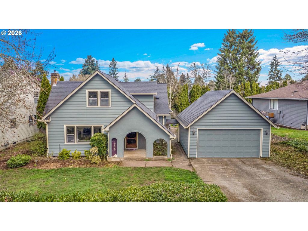 10630 Sw GARDEN PARK Pl, Portland, OR 97223