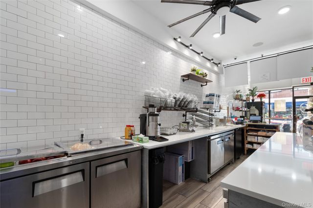 2803 Astoria Boulevard, Astoria, NY 11102