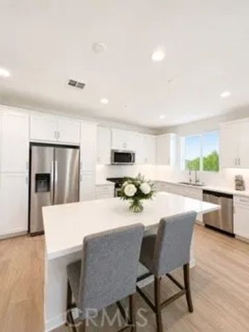 29742 Woodcreek, Winchester, CA 92596
