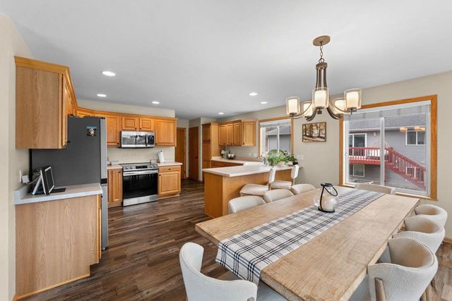 1422 Ridgeview Drive, Reedsburg, WI 53959