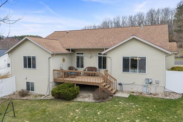 1422 Ridgeview Drive, Reedsburg, WI 53959