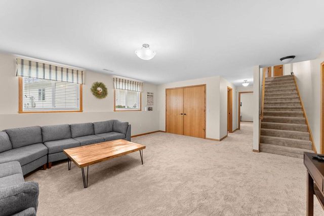 1422 Ridgeview Drive, Reedsburg, WI 53959