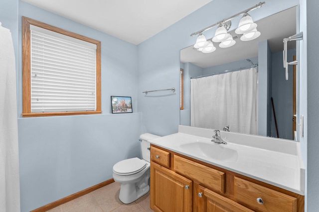 1422 Ridgeview Drive, Reedsburg, WI 53959