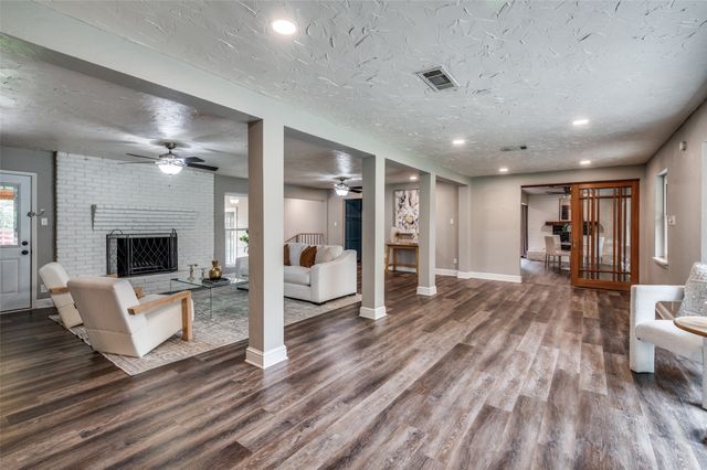 2 Chapel Court, North Richland Hills, TX 76180
