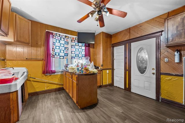 2445 Concord Street, Detroit, MI 48207