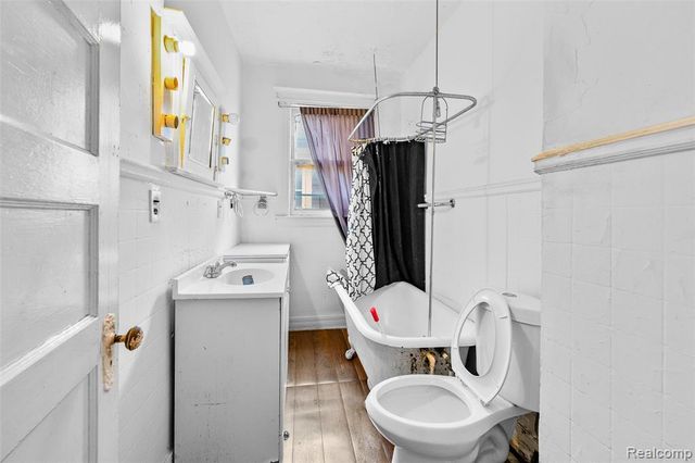 2445 Concord Street, Detroit, MI 48207