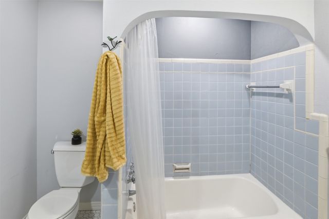 2307 Lawndale Drive, Dallas, TX 75211