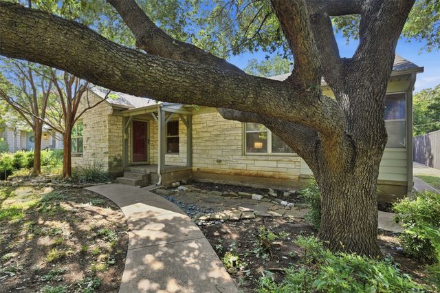 2307 Lawndale Drive, Dallas, TX 75211