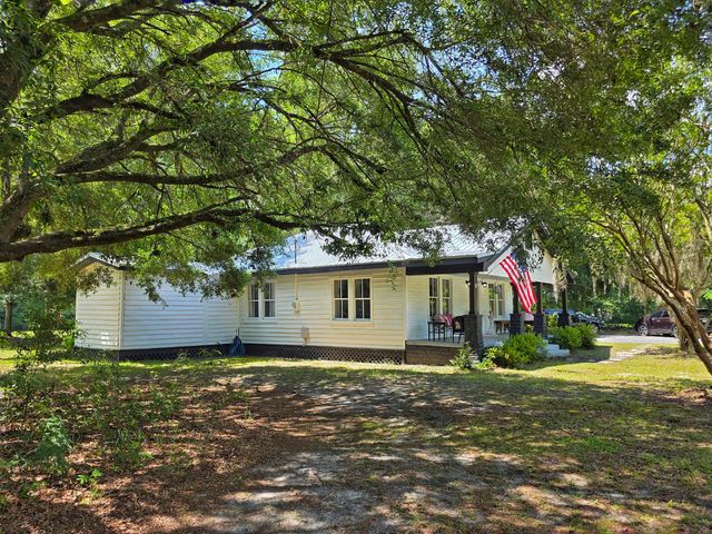 1315 Ridge Road, Ridgeville, SC 29472