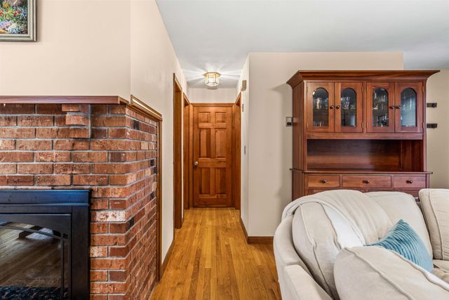 137 Wedgewood Lane, Manchester, NH 03109