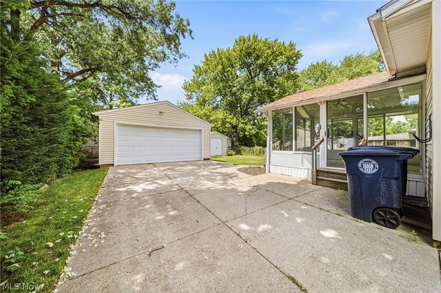 1118 Terrell Drive, Akron, OH 44313