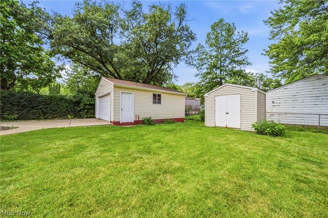 1118 Terrell Drive, Akron, OH 44313