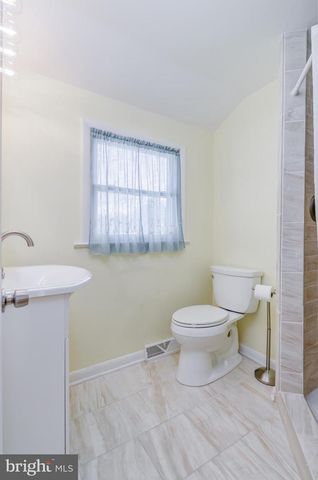 501 E FRANKLIN AVE, Edgewater Park, NJ 08010