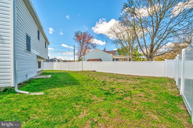 501 E FRANKLIN AVE, Edgewater Park, NJ 08010