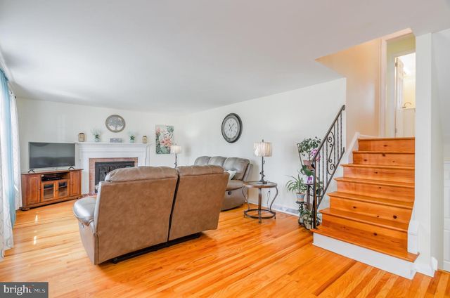 501 E FRANKLIN AVE, Edgewater Park, NJ 08010