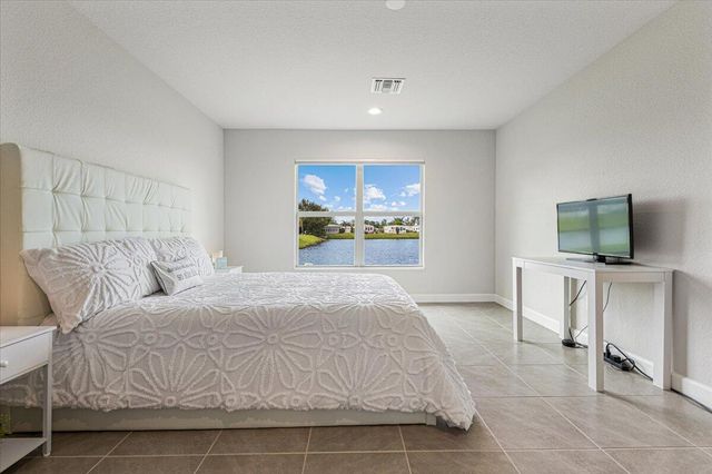 10 Juan Carlos Lane, Port St. Lucie, Port St Lucie, FL 34952