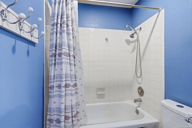 5775 Larkdale Dr, San Antonio, TX 78233