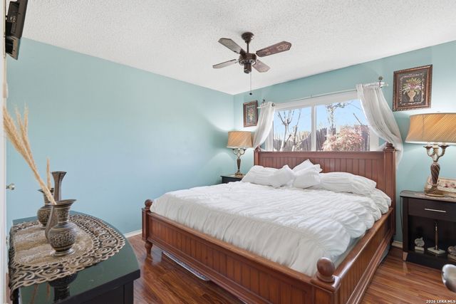 5775 Larkdale Dr, San Antonio, TX 78233