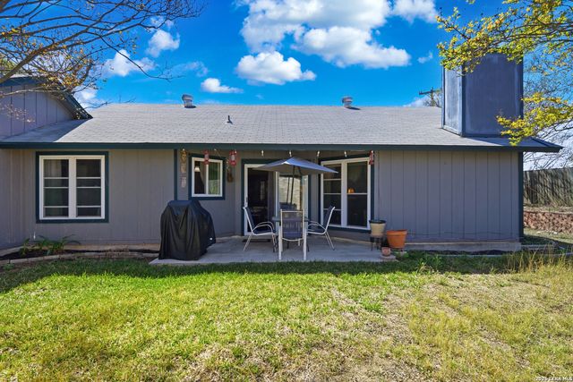 5775 Larkdale Dr, San Antonio, TX 78233