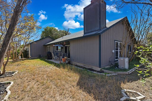 5775 Larkdale Dr, San Antonio, TX 78233