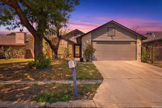 5775 Larkdale Dr, San Antonio, TX 78233