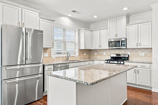 5538 Wade Park Boulevard, Raleigh, NC 27607